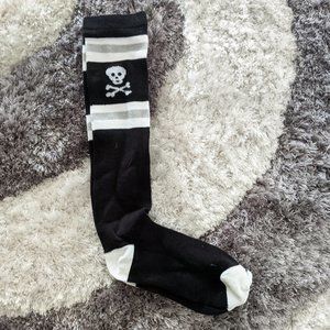 Goth Punk Skull & Crossbones Knee High Socks